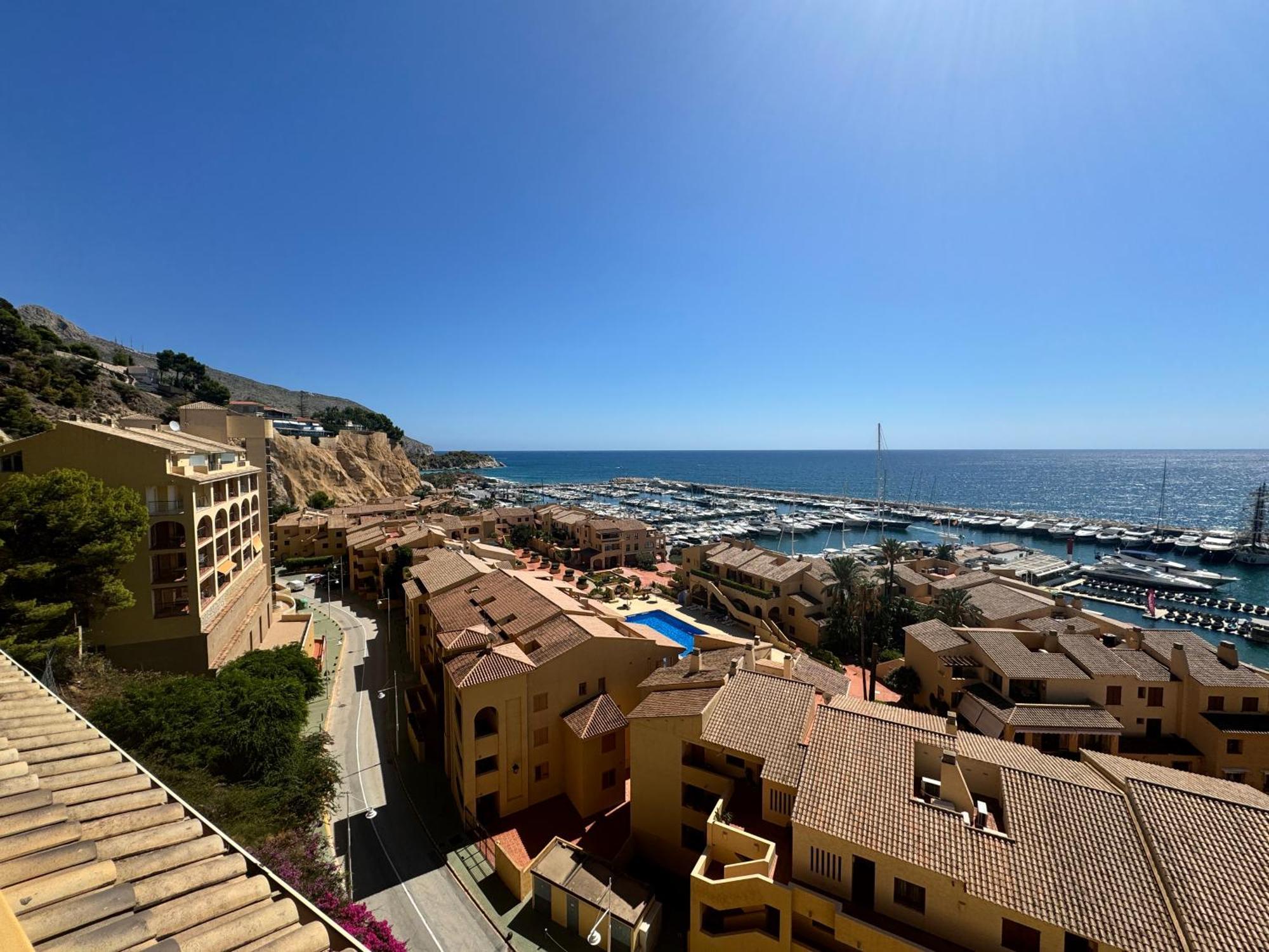 Sunrise Beachfront Apartment By The Marina Altea Exterior photo